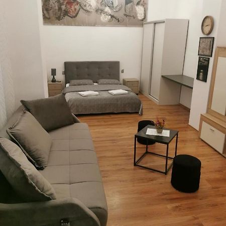 Central Designer Flat Oradea Exterior photo