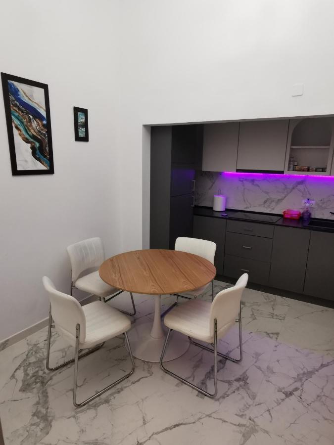 Central Designer Flat Oradea Exterior photo